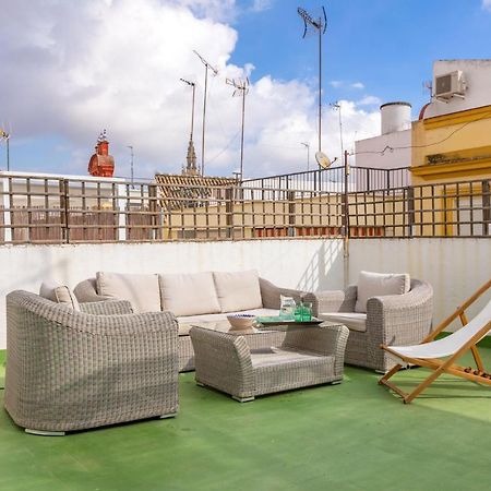 Champion Duplex Terrace And Garage Old Town 6 Pax Daire Sevilla Dış mekan fotoğraf